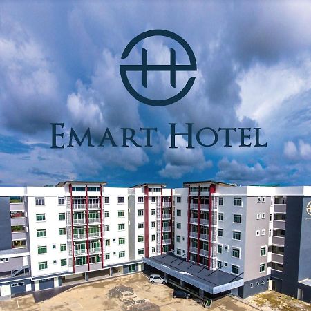 Emart Hotel Miri Exteriér fotografie